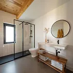 Doni Wood House, Casa En La Playa De Doninos 拉科鲁尼亚