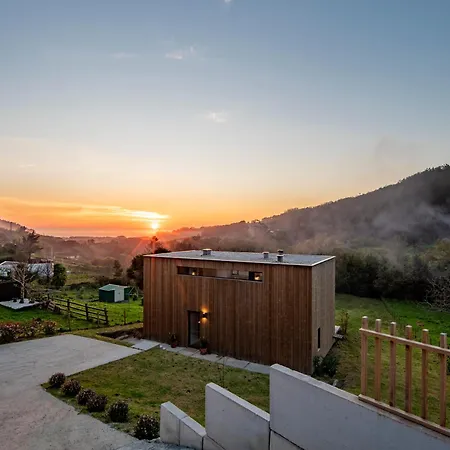 Сasa de vacaciones Doni Wood House, Casa En La Playa De Doniños *